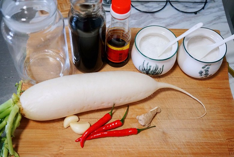 Củ cải vào mùa, đem ngâm chua ngọt giòn sần sật chống ngán cực tốt - 1