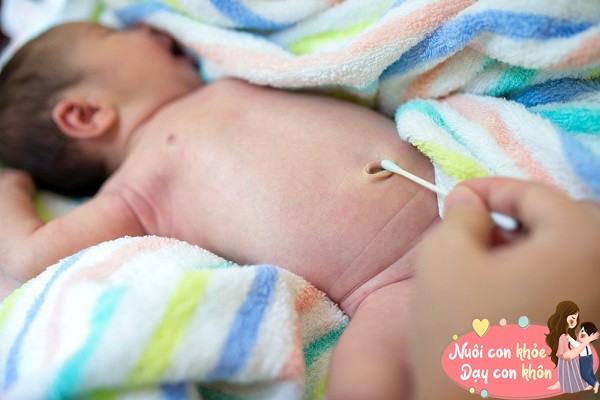 5 bộ phận cơ thể trẻ sơ sinh "càng bẩn càng khỏe", làm sạch quá mức lại gây hại - 10
