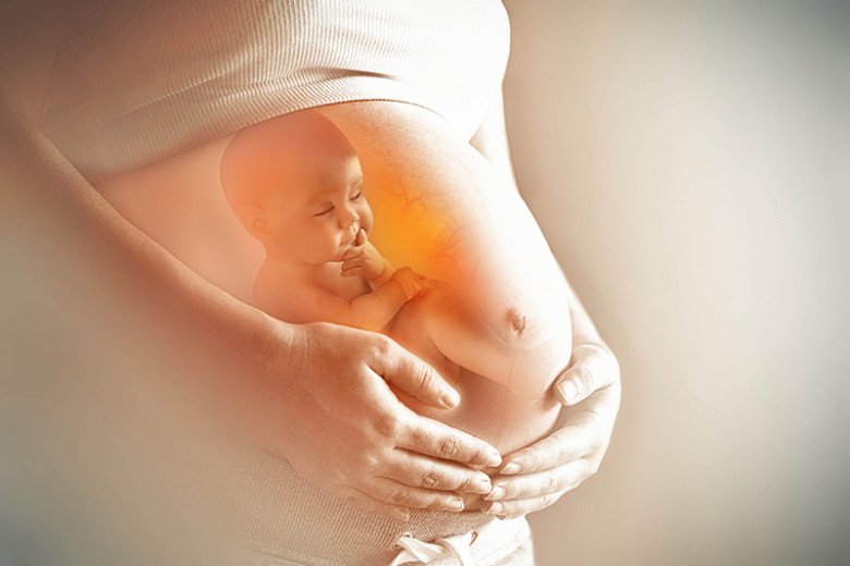 Lượng nước ối theo tuần thai: Mẹ bầu nào cũng phải biết để con yêu trong bụng không gặp nguy - 2