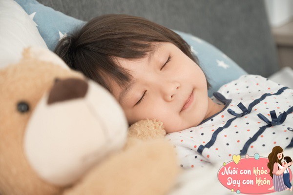 Trẻ mấy tuổi nên được ngủ riêng phòng? Chuyên gia mách thời điểm tốt nhất - 7