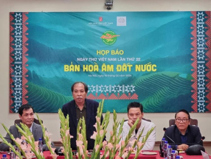 Tin Tức - Ngày Thơ Việt Nam lần thứ 22 tôn vinh di sản thi ca của 54 dân tộc