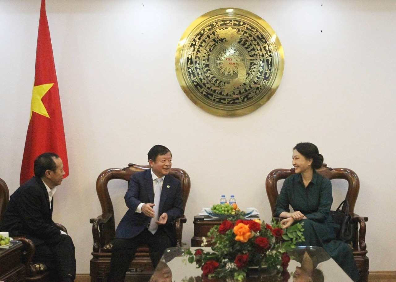 Tập đoàn Nam Cường nhận bằng khen của Liên hiệp các Hội Văn học nghệ thuật Việt Nam - 2