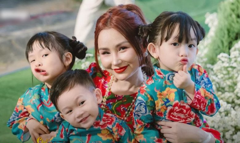 "Cô Tiên miền Tây" 27 tuổi sở hữu "gia tài" là 3 con và anh chồng điểm 10, càng đẻ lại càng đẹp - 1