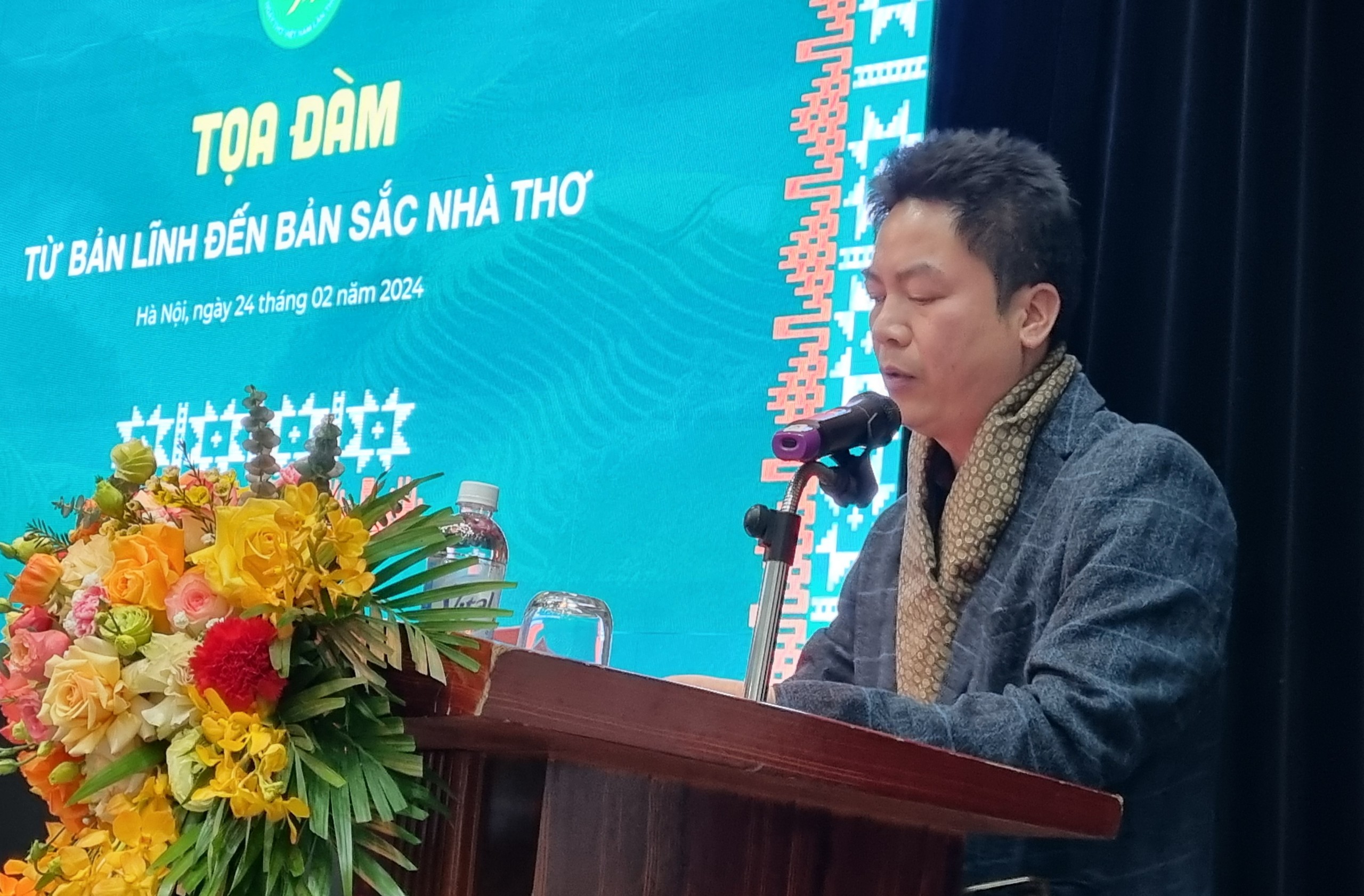 Ngày Thơ Việt Nam lần thứ 22: Bàn về vấn đề sống còn của người cầm bút - 5