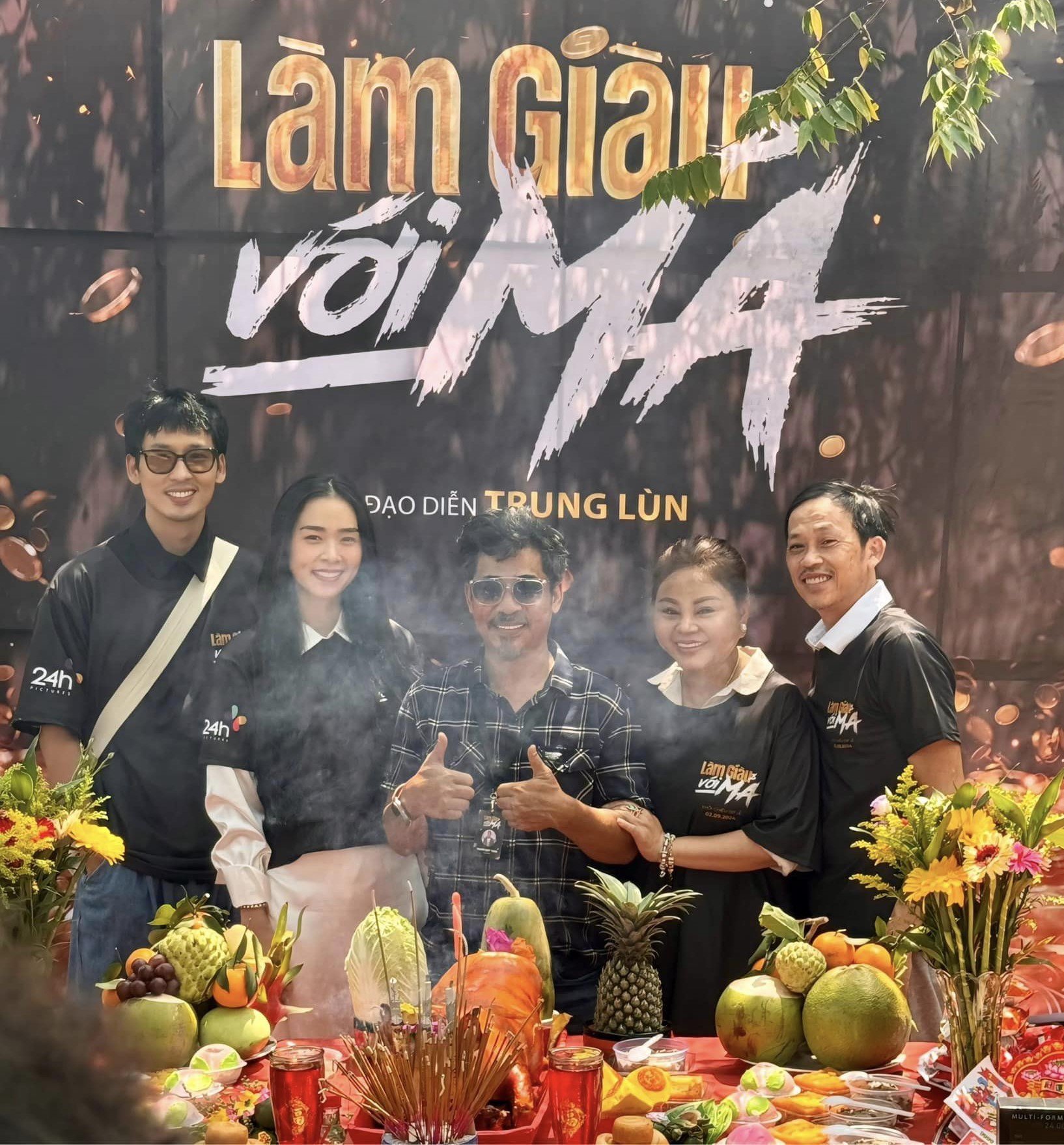 NSƯT Hoài Linh trở lại với điện ảnh - 2