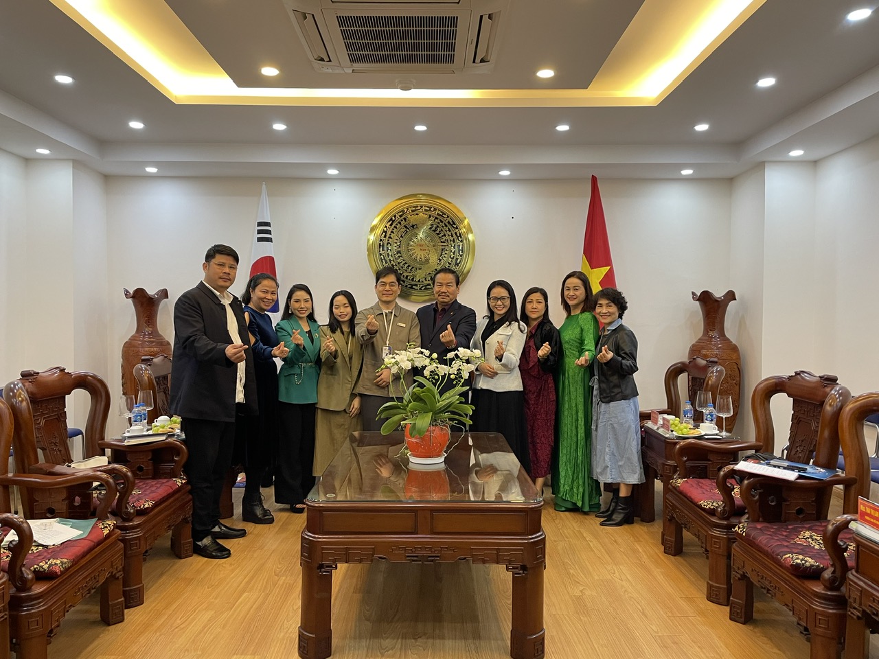 Quỹ Hỗ trợ sáng tạo Văn học nghệ thuật Việt Nam gặp mặt đại diện tổ chức hợp tác quốc tế WITHUS Hàn Quốc - 3