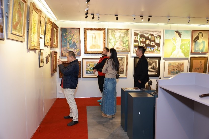 Phiên đấu “Nghệ thuật Việt Nam thế kỷ 20” tại Le Auction House - Một khởi đầu hanh thông cho thị trường đấu giá nội địa trong năm 2024 - 4