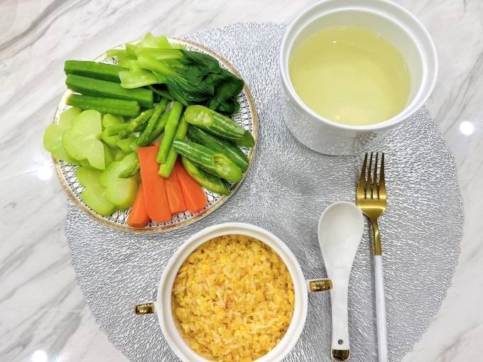 Phương Oanh dưỡng thai kiểu "hào môn", bụng bầu vượt mặt vẫn đẹp rạng rỡ bảo sao Shark Bình mê mẩn - 5