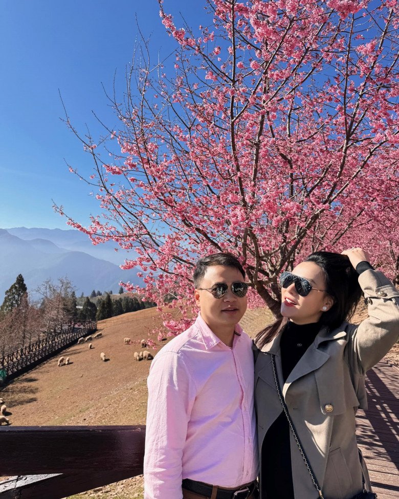 Phương Oanh dưỡng thai kiểu "hào môn", bụng bầu vượt mặt vẫn đẹp rạng rỡ bảo sao Shark Bình mê mẩn - 6