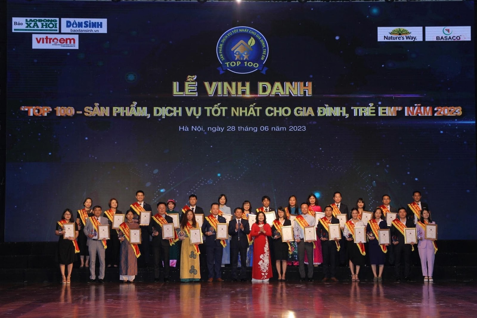 Thương hiệu sữa của Vinameco “chinh phục” giải thưởng dành cho Gia đình và Trẻ em  - 1