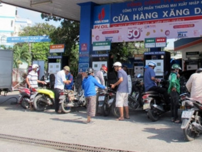 Kinh tế - Giá xăng dầu hôm nay 28/3: Dầu thô lên mức cao, giá xăng tại Việt Nam sẽ thay đổi như thế nào chiều nay?