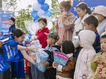 Thông tin doanh nghiệp - Long Châu và hành trình 4 năm bền bỉ “sẻ chia yêu thương, phục vụ sức khỏe cộng đồng”