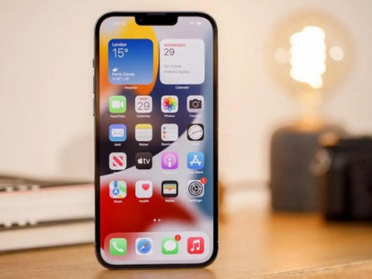 Công nghệ - Giá iPhone 13 cận Tết Nguyên đán 2025: Giảm mạnh thêm, chạm đáy mới