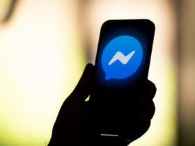 Cộng đồng bực mình vì Facebook đổi màu Messenger