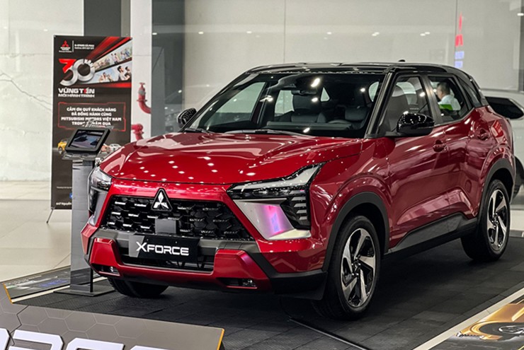 Những SUV chạy xăng bán chạy nhất dịp đầu năm 2025 - 4