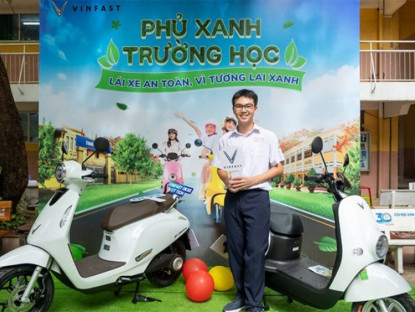 Thông tin doanh nghiệp - “Phủ Xanh Trường Học” – Mong ước về một tương lai đường phố không còn khói bụi