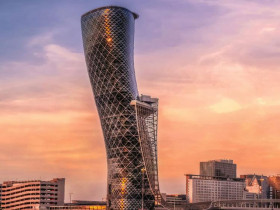 Abu Dhabi – thủ đô hiện đại của UAE