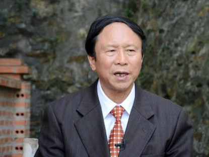 Văn thơ - Tháng giêng mắt ướt tóc dài