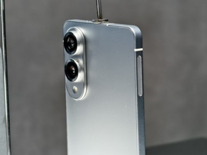 Công nghệ - Galaxy S25 Edge sẽ có màn hình 2K sắc nét nhưng phải đánh đổi điều này