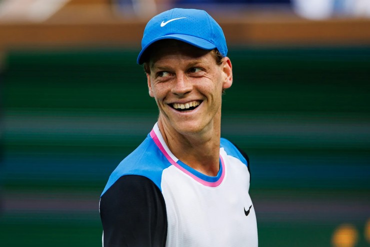 Nóng nhất thể thao sáng 2/1: Sinner chia tay năm 2025 đầy xúc động - 1