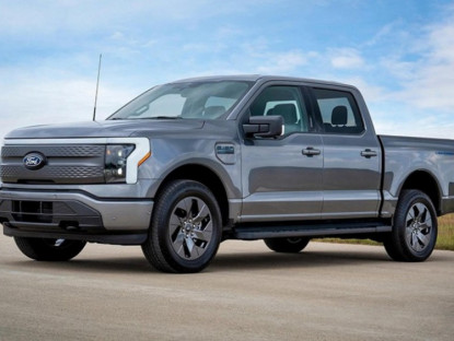 Giao thông - Ford triệu hồi hơn 272.000 xe vì có thể tự trôi khi dừng