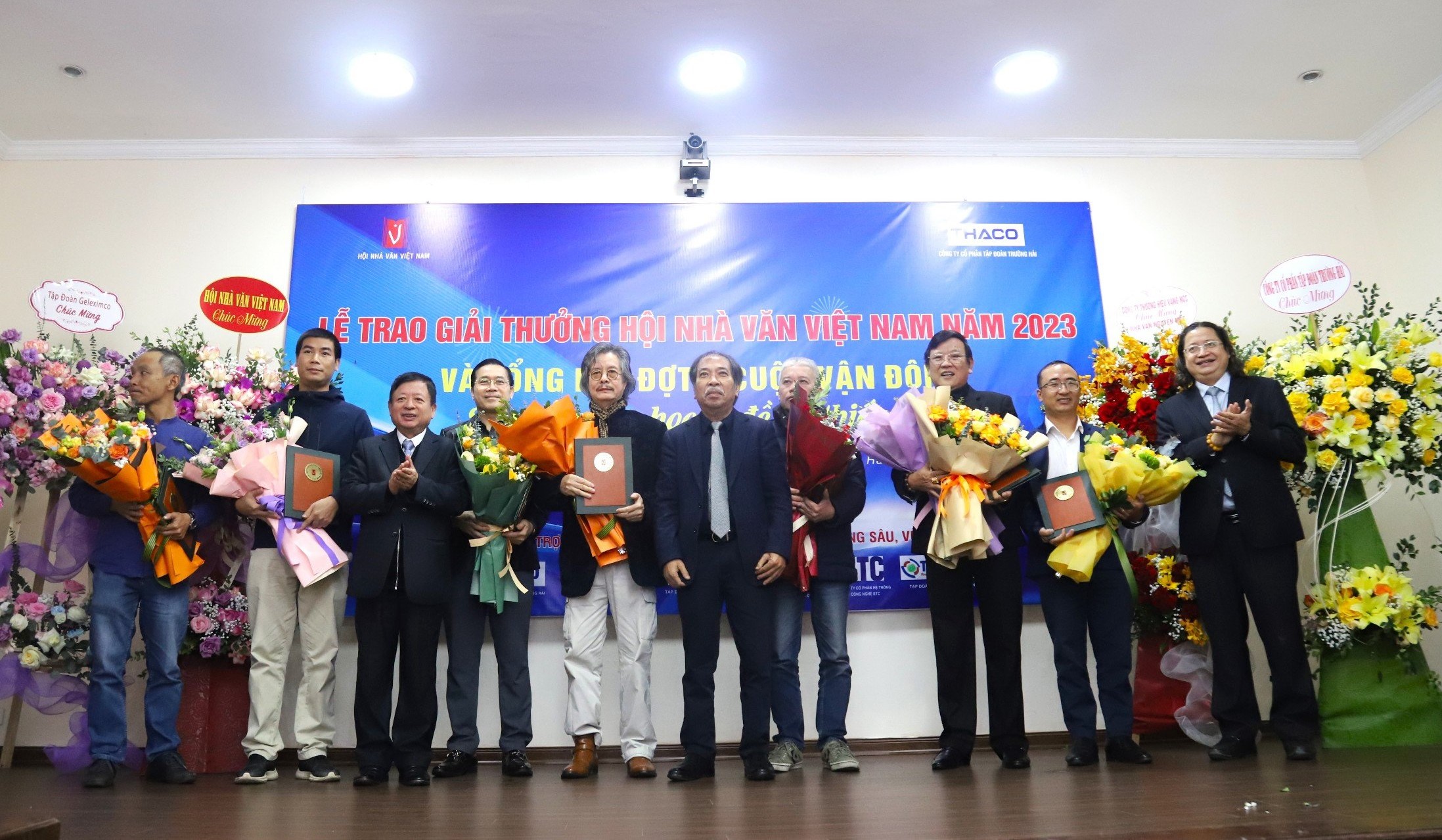 Chính sách khuyến khích phát triển văn học - 1