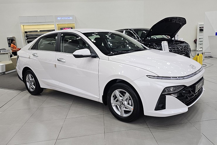 Sedan hạng B dưới 600 triệu khởi sắc những tháng cuối năm, xe Hàn hụt hơi - 3