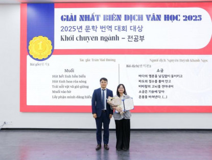 Tin Tức - Dịch giả là nhịp cầu bền bỉ kết nối văn học Việt - Hàn