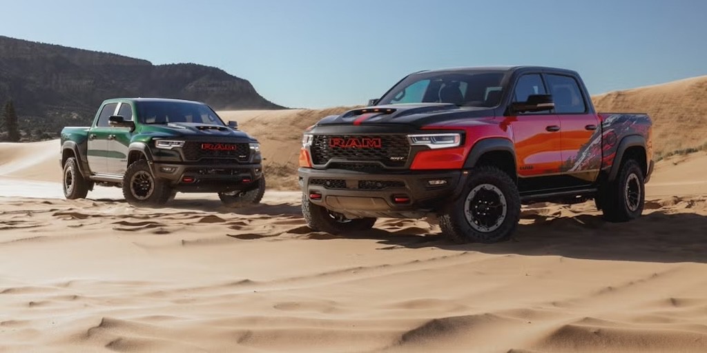 RAM 1500 TRX tái sinh với khối động cơ khủng 777 mã lực - 1