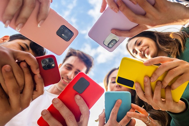 Người dùng chuộng iPhone cũ hơn điện thoại Android tầm trung - 1