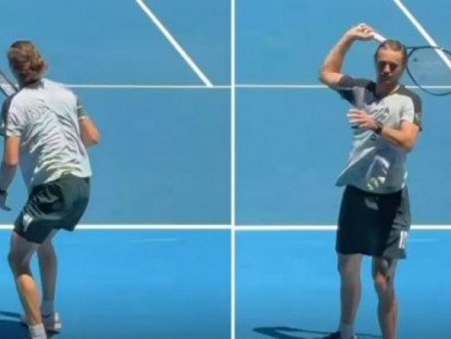 Thể thao - Sự cố ở Australian Open: Cậu bé ngã gục trên sân, Zverev ném vợt về phía khán giả