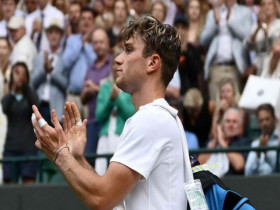 Nóng nhất thể thao sáng 17/1: 12 sao vắng mặt, quan chức Úc mở rộng sốc nặng