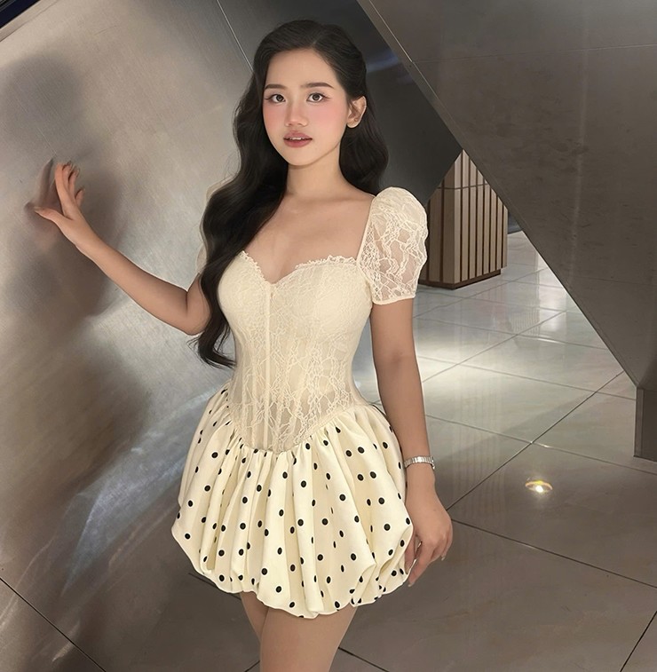 Người đẹp bi-a nhảy gợi cảm ăn mừng U23 Việt Nam vào bán kết, MC Túy Cát mê mẩn Đình Bắc - 4