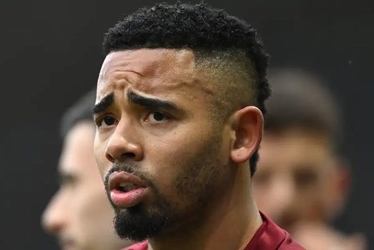 Tin mới nhất bóng đá tối 20/1: Liverpool lên kế hoạch chiêu mộ Van De Ven - 2