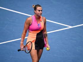 Trực tiếp tennis Australian Open ngày 4: Sabalenka thắng nhanh đối thủ Trung Quốc