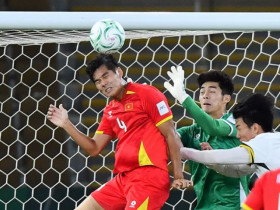 Tin mới nhất Hiểu Minh U23 VN chấn thương: Bật khóc vì không thể chiến đấu đến phút cuối