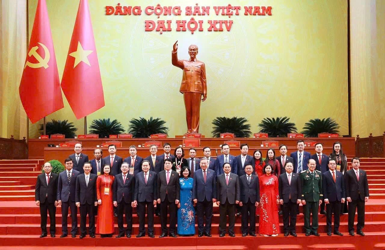 Đại hội đại biểu toàn quốc lần thứ XIV của Đảng bước vào ngày làm việc thứ ba - 2