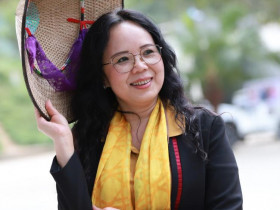 Nhà thơ Nguyễn Thúy Quỳnh và sự dấn thân bền bỉ