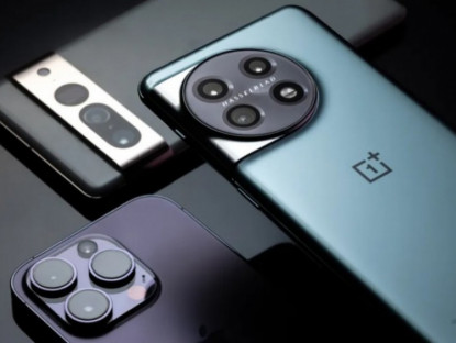 Công nghệ - Nên mua iPhone mới hay smartphone Android mới?