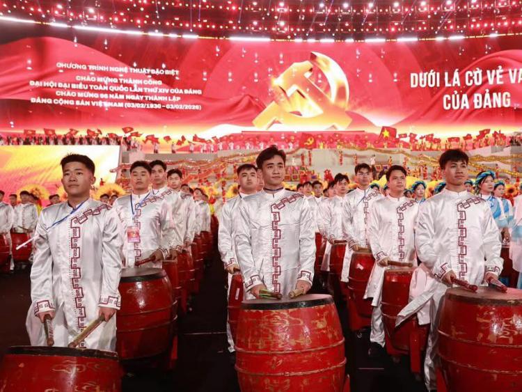 Chương trình nghệ thuật đặc biệt Dưới lá cờ vẻ vang của Đảng diễn ra vào tối nay, 23/1