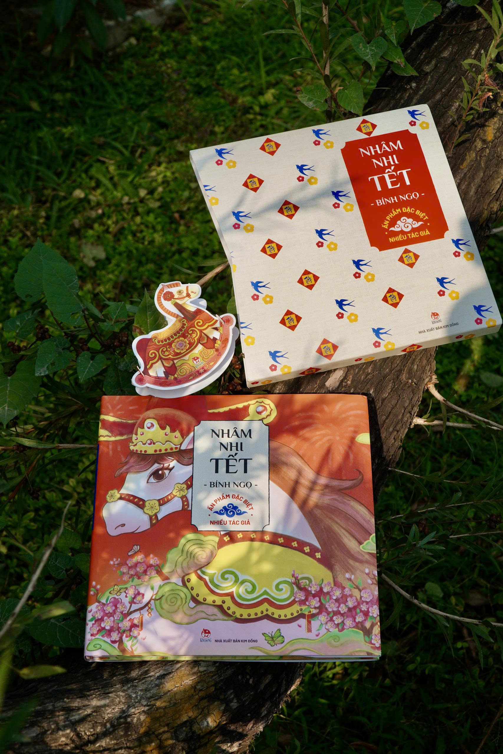 Ấn phẩm đặc biệt “Nhâm nhi Tết Bính Ngọ”: Gìn giữ nếp đọc sách ngày xuân - 1