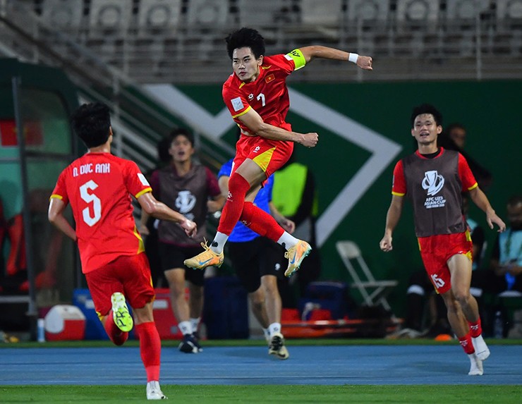 Đình Bắc cảm ơn đồng đội U23 Việt Nam, người hùng Cao Văn Bình tiết lộ bí kịp cản 11m - 1