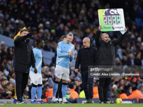 Tin mới nhất bóng đá sáng 25/1: Pep Guardiola nói lý do để Haaland dự bị trận gặp Wolves