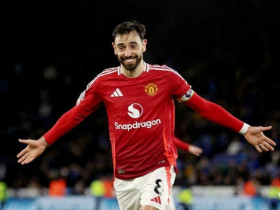 MU nhận 3 đề nghị khủng để bán Fernandes, huyền thoại yêu cầu 