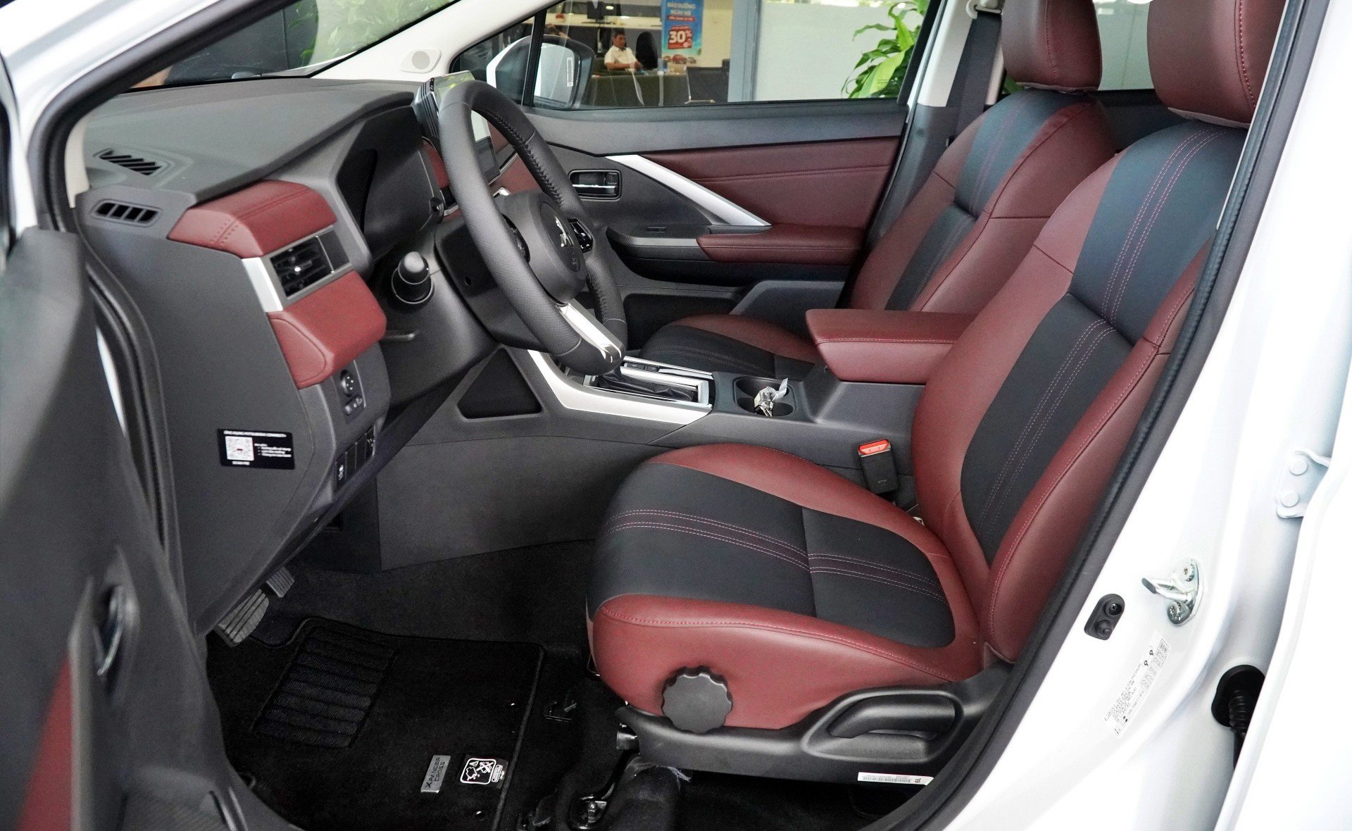 Mitsubishi Xpander Cross phiên bản nâng cấp có những gì đặc biệt? - 11