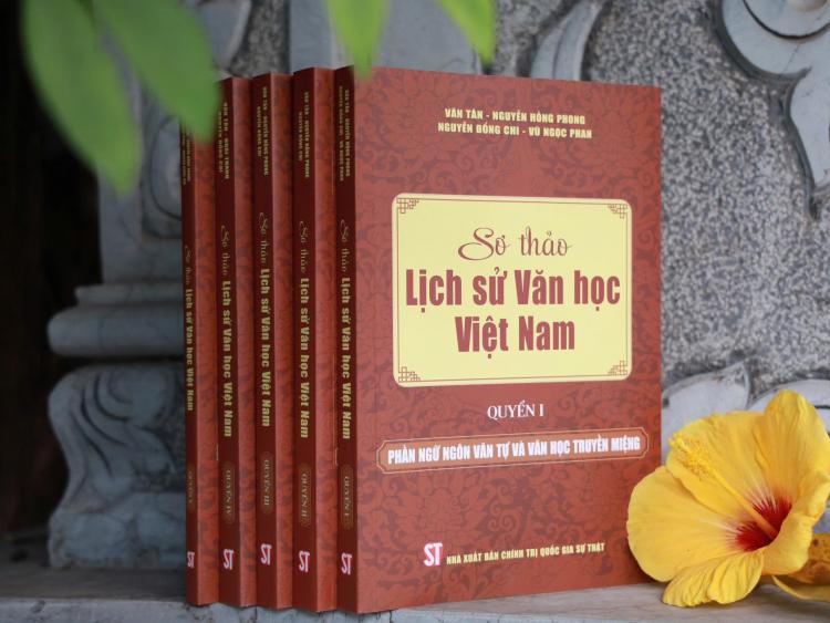 Phác họa diện mạo và tiến trình phát triển của văn học Việt Nam