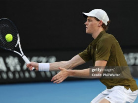 Trực tiếp tennis Darderi - Sinner: Set 3 giằng co (Australian Open)