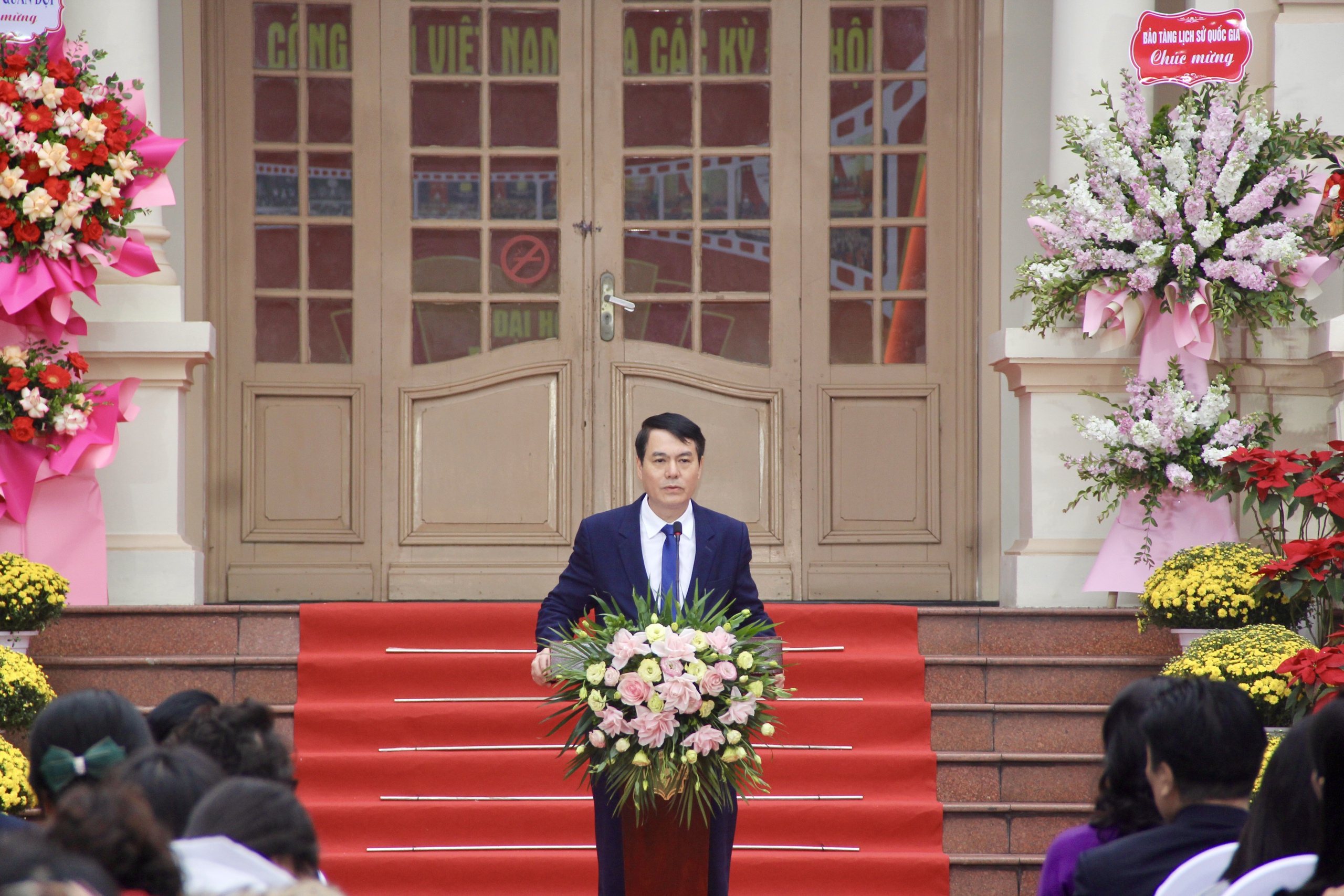 Khai mạc Triển lãm tư liệu “Đảng Cộng sản Việt Nam qua các kỳ Đại hội” - 2