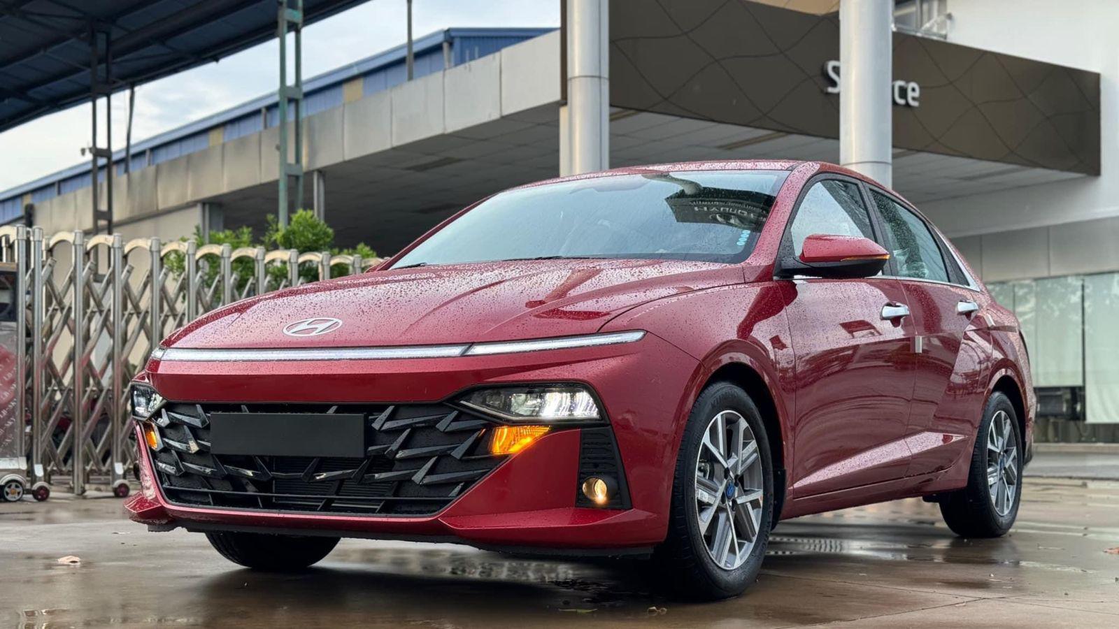 Nhóm xe xăng hạng B hụt hơn trước các đối thủ thuần điện tại Việt Nam - 2