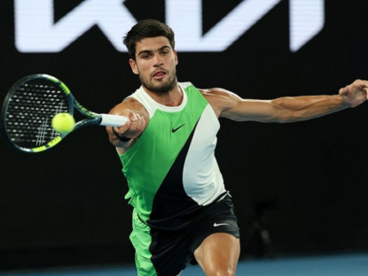 Thể thao - Video tennis Alcaraz - De Minaur: Kịch tính set 1, hiên ngang vào bán kết (Australian Open)